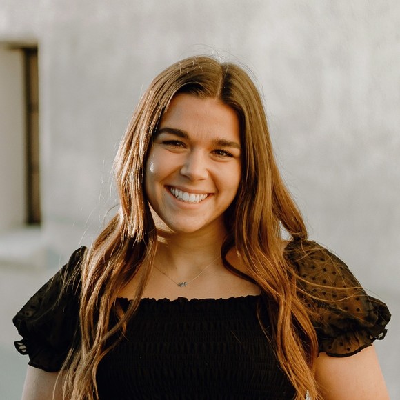 Meet your Posher, Allison - Picture 1 of 1